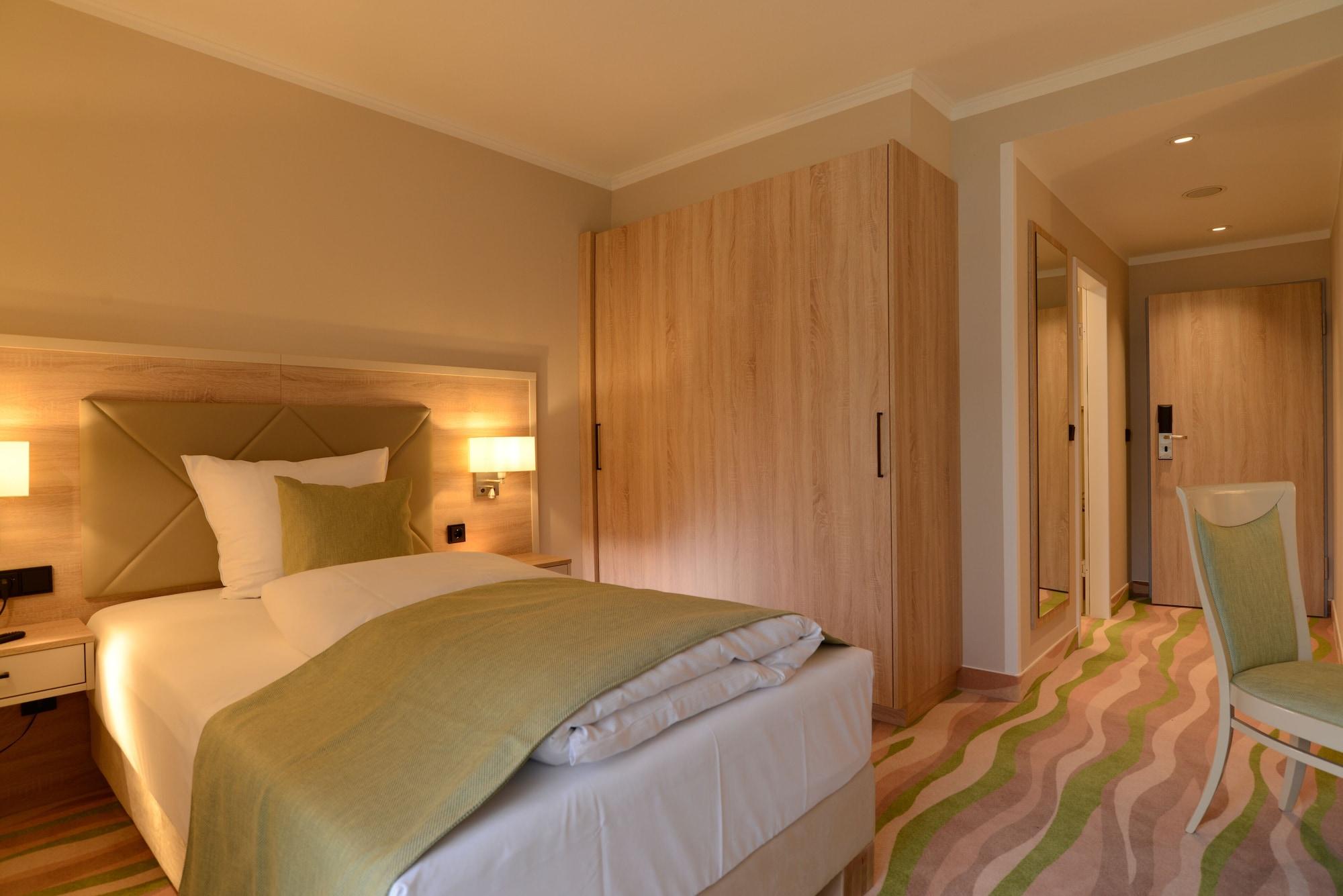 ท็อป คันทรีไลน์ เซโฮเทล กรอสเฮอร์ซอก ฟอน เมคเลนบวร์ค บอลเทนฮาเกิน Hotel บอลเทินฮาเกิน ภายนอก รูปภาพ