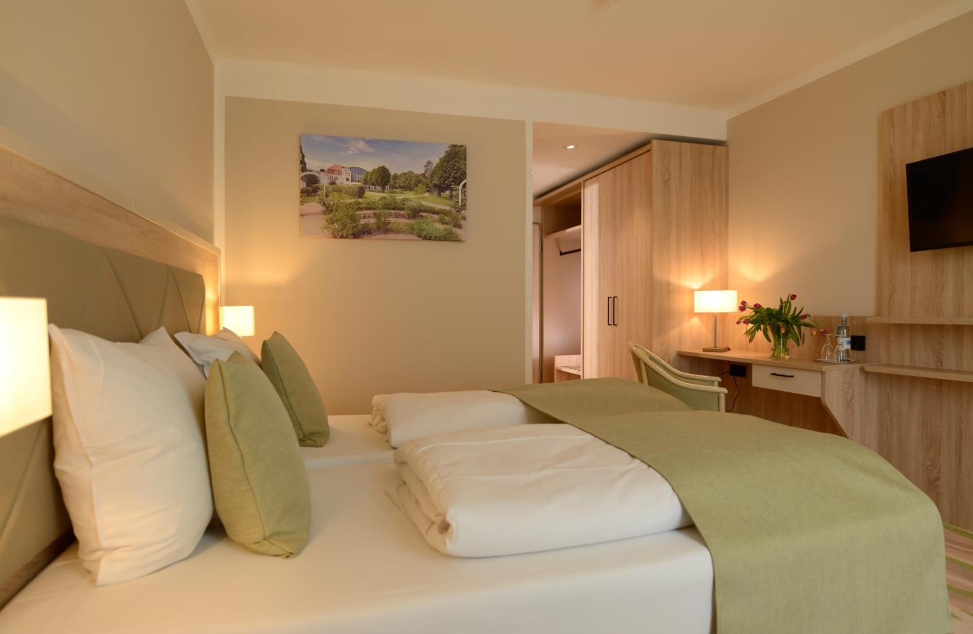ท็อป คันทรีไลน์ เซโฮเทล กรอสเฮอร์ซอก ฟอน เมคเลนบวร์ค บอลเทนฮาเกิน Hotel บอลเทินฮาเกิน ภายนอก รูปภาพ
